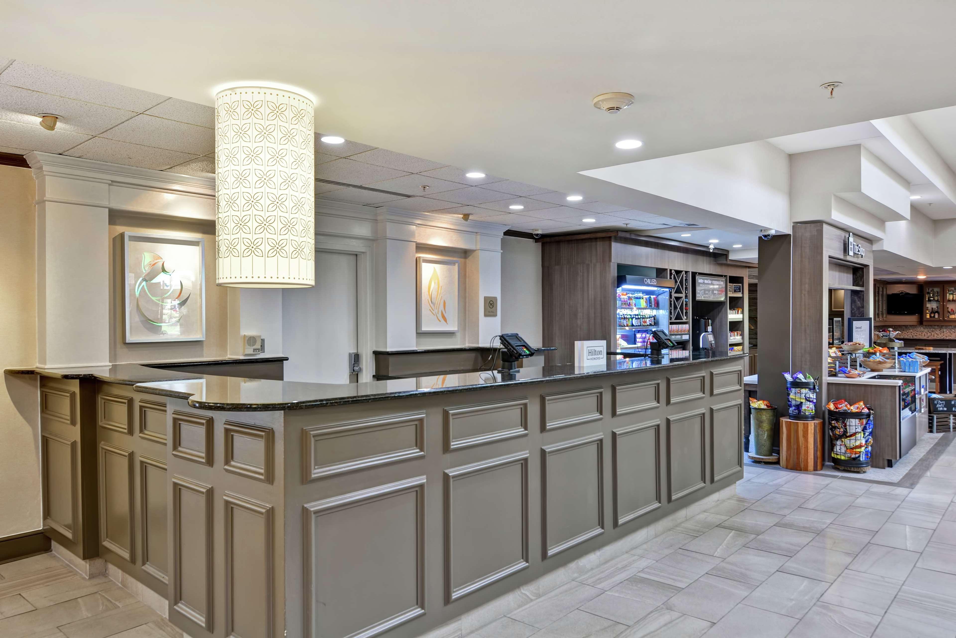 Hilton Garden Inn Hattiesburg Bagian luar foto