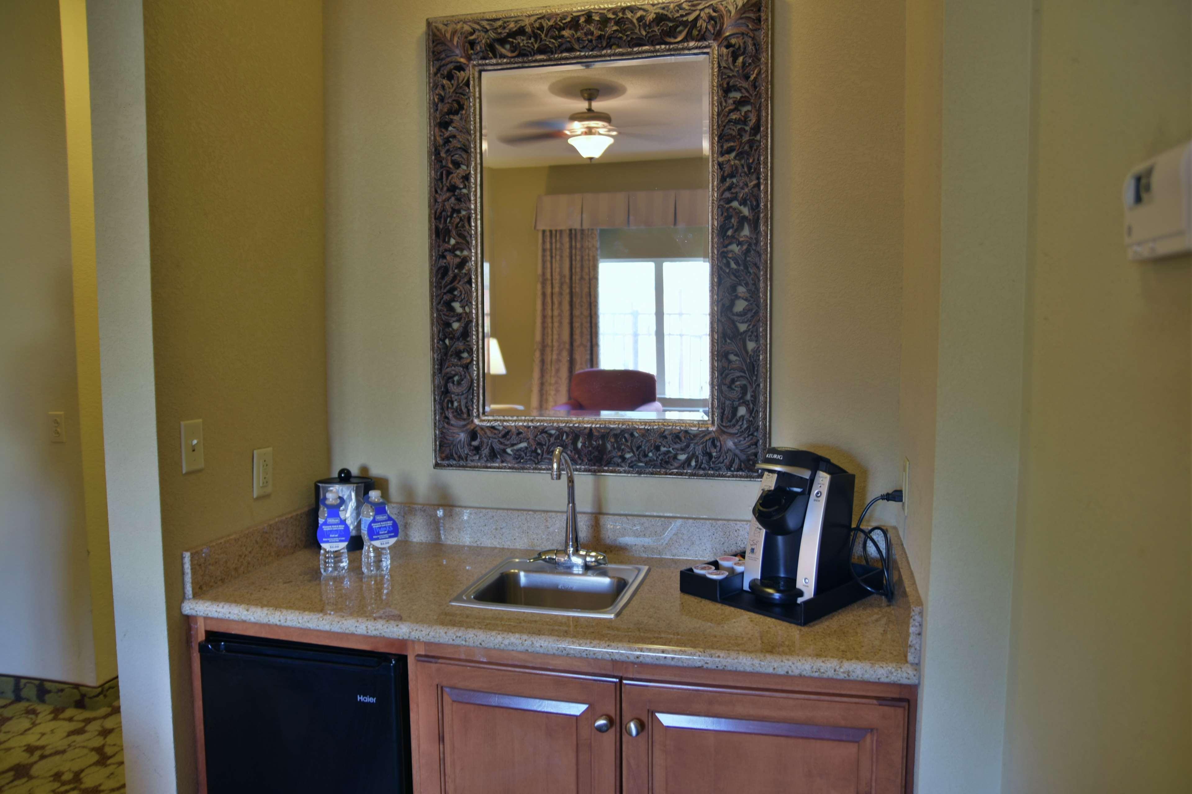 Hilton Garden Inn Hattiesburg Bagian luar foto